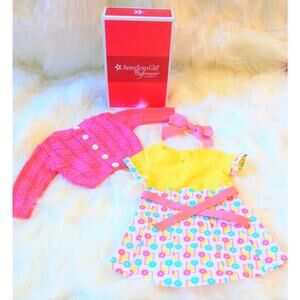 NEW American Girl Doll Clothes KIT PHOTOGRAPHER OUTFIT Flower Dress Sweater Bow!